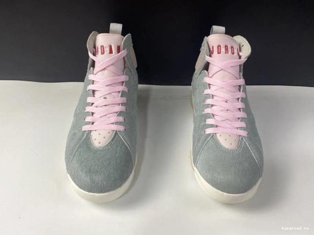 Retro Grey Neutral Air Jordan CT8528-002 7 0702